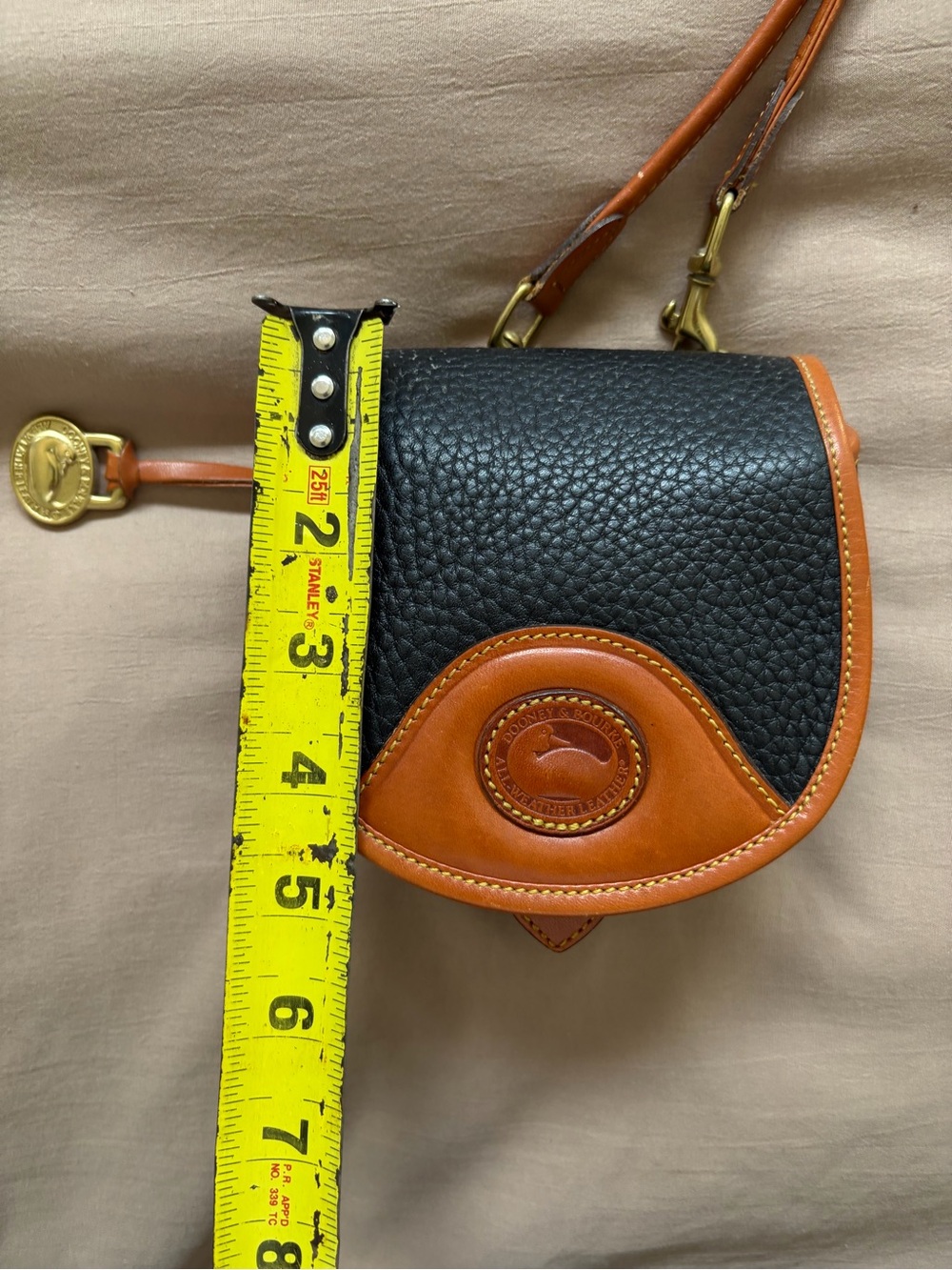 Vintage Dooney & Bourke All Weather Pebbled Leather Crossbody with Brown Trim - Picture 12 of 13